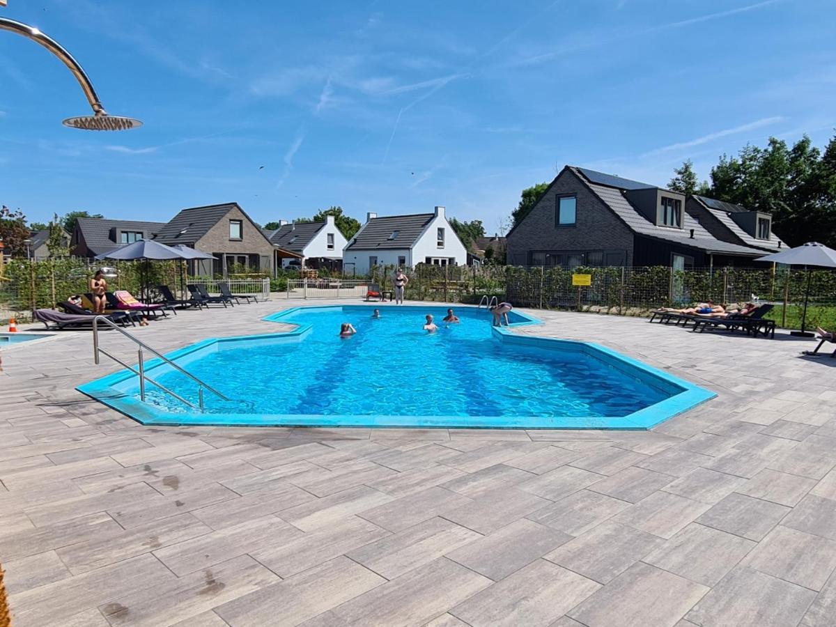 Chalet 582 Op Recreatiepark De Wielen Sint Maarten Exterior foto